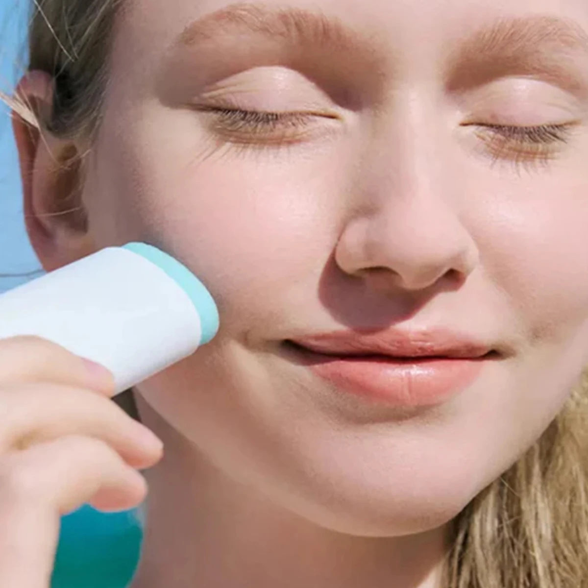 SKIN1004 Hyalu-Cica Silky-Fit Sun Stick SPF50+ PA++++ 20g